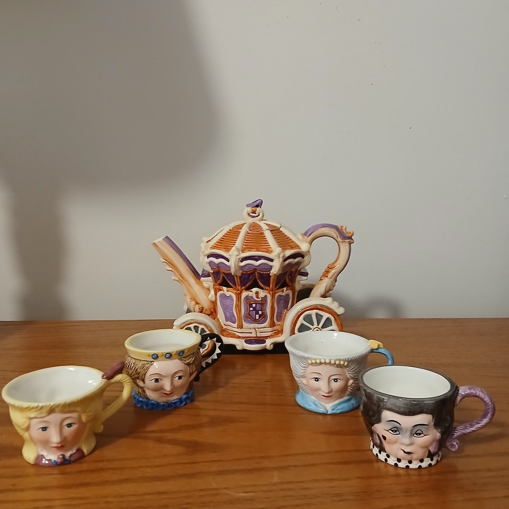 Colorful Carriage Teapot and Face Mugs Set